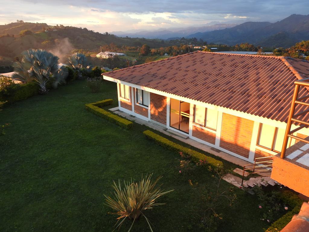 Hostal La Sultana Santa Rosa De Cabal Exterior foto